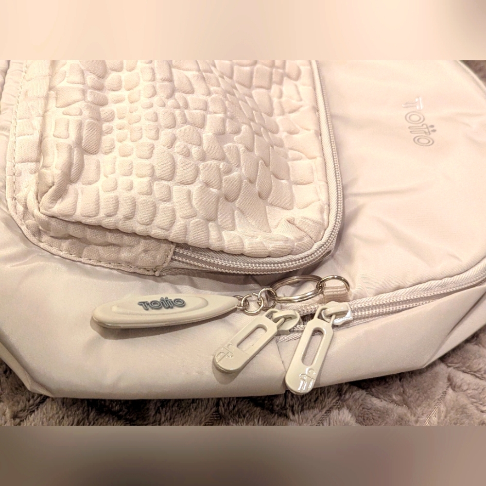 NWT Totto Classic Baltra Gray Urban Backpack